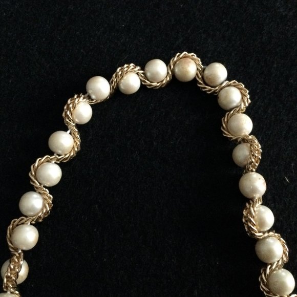 Beautiful beads and gold tone chain necklace 16-18" women's - Picture 6 of 9